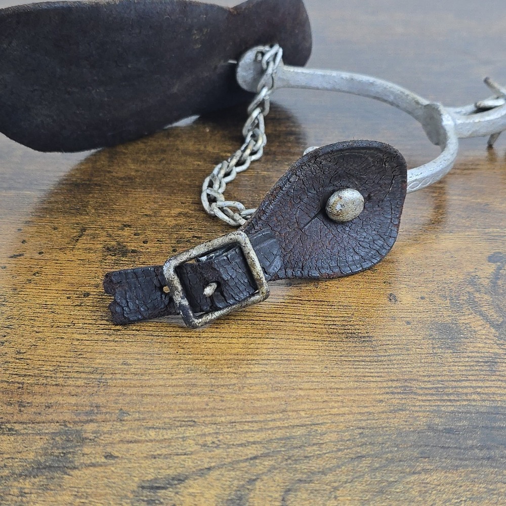 Vintage Western Cowboy Spur Leather Strap Chain Rowel Single‎ Distressed - Picture 3 of 6